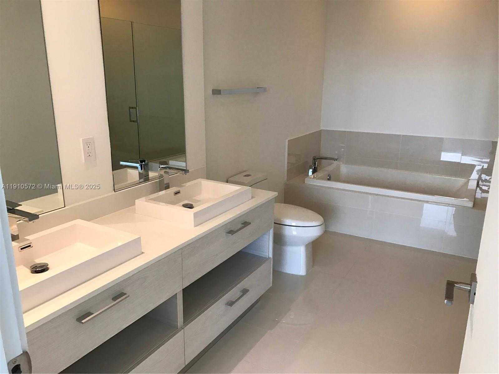 Small Image of 55 SOUTH WEST 9TH ST #4103, Miami Number 12