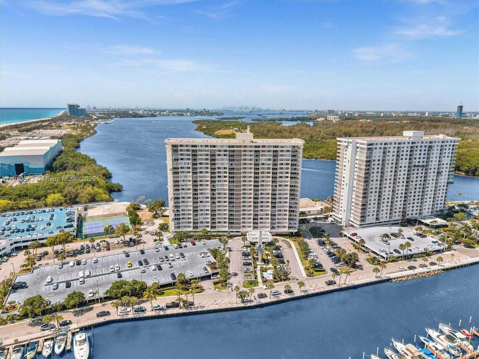 Small Image of 300 BAYVIEW DR #902, Sunny Isles Beach Number 53