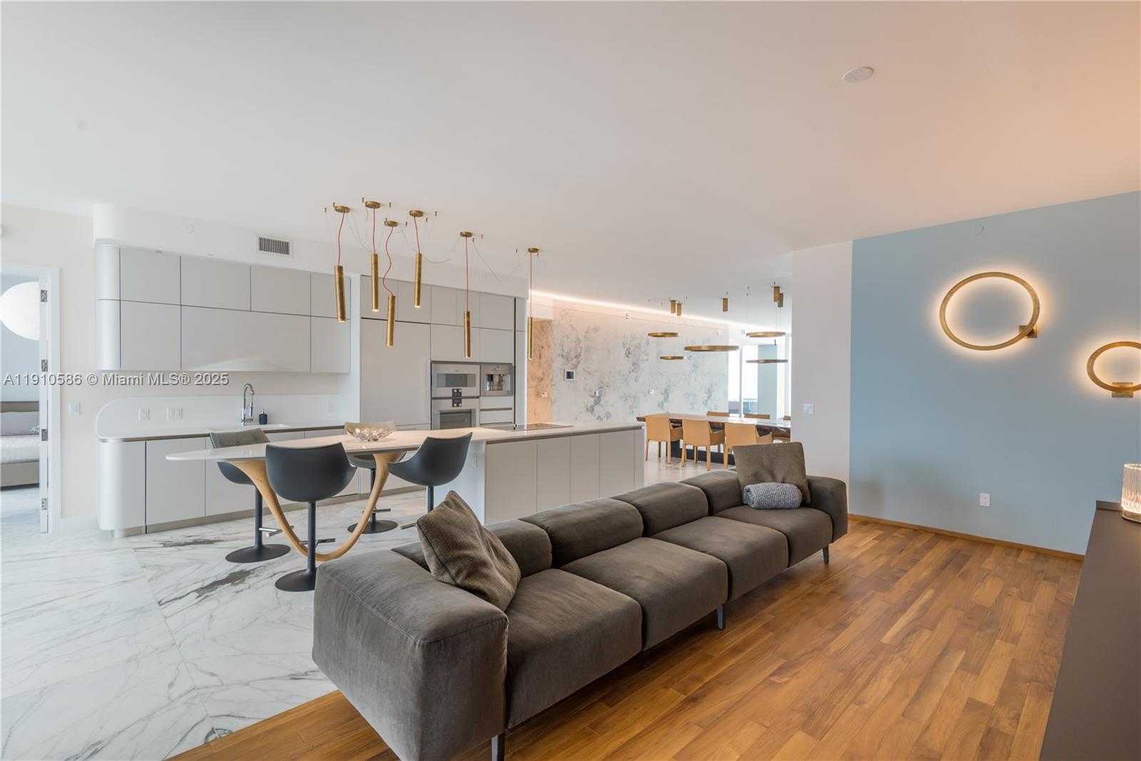 Small Image of 16901 COLLINS AVE #4603, Sunny Isles Beach Number 7