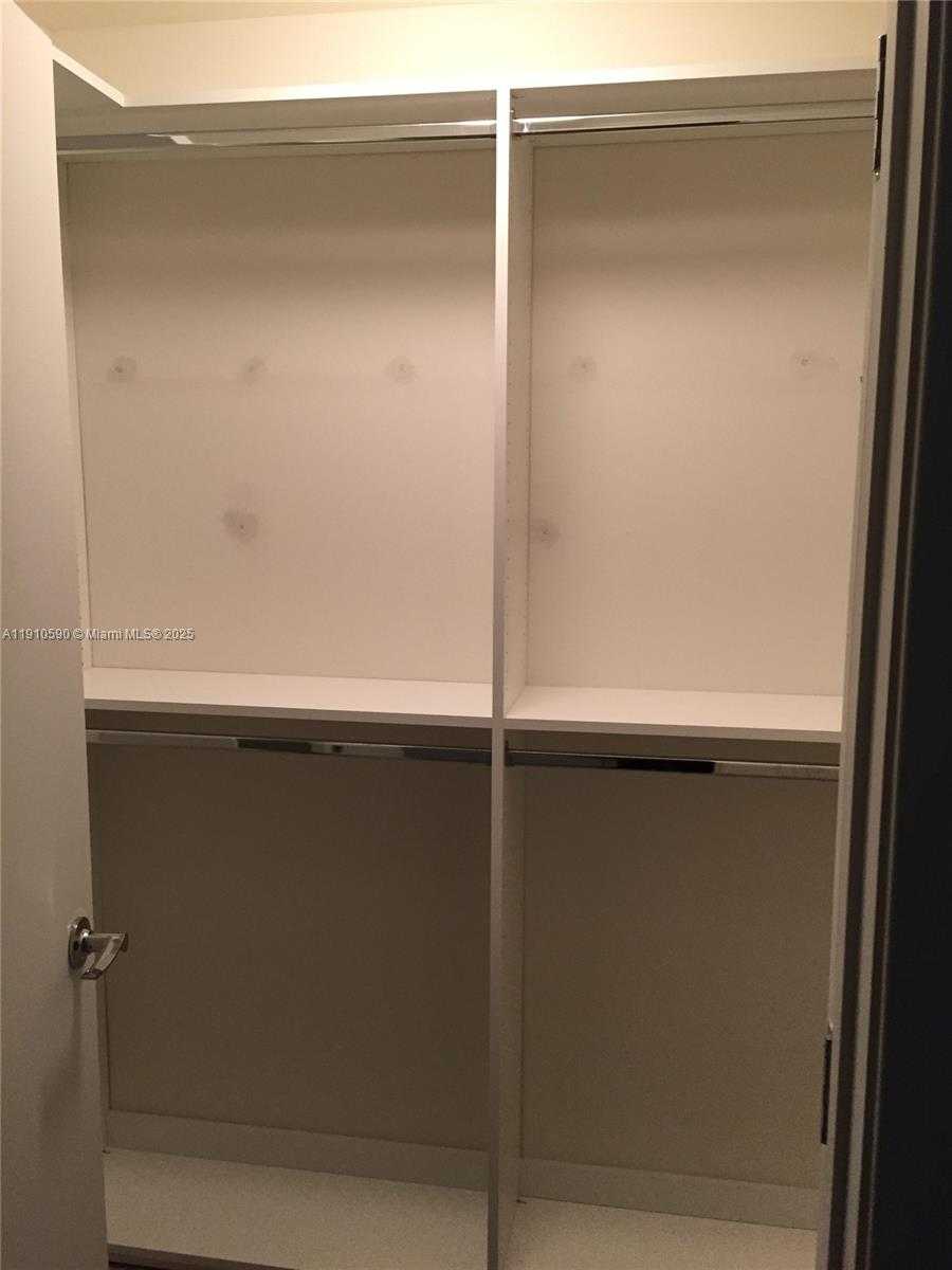 Small Image of 999 SOUTH WEST 1ST AVE #3210, Miami Number 10