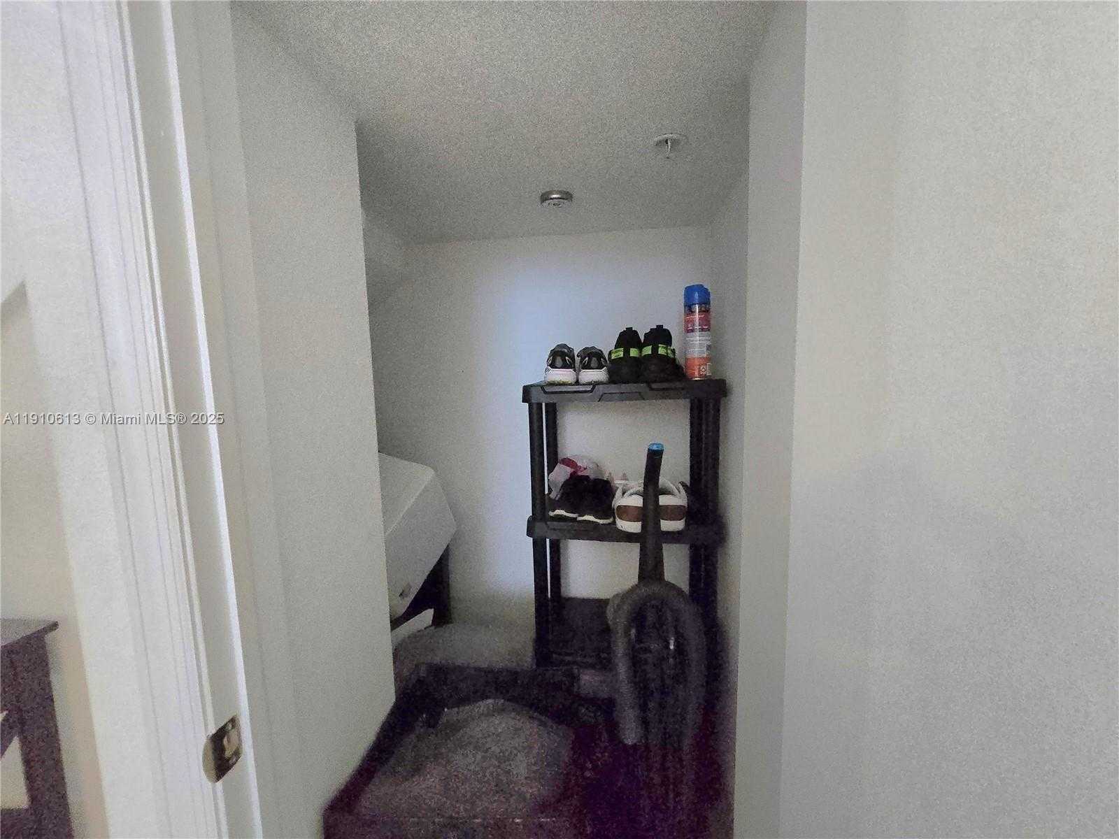 Small Image of 11938 SOUTH WEST 26TH CT, Miramar Number 11