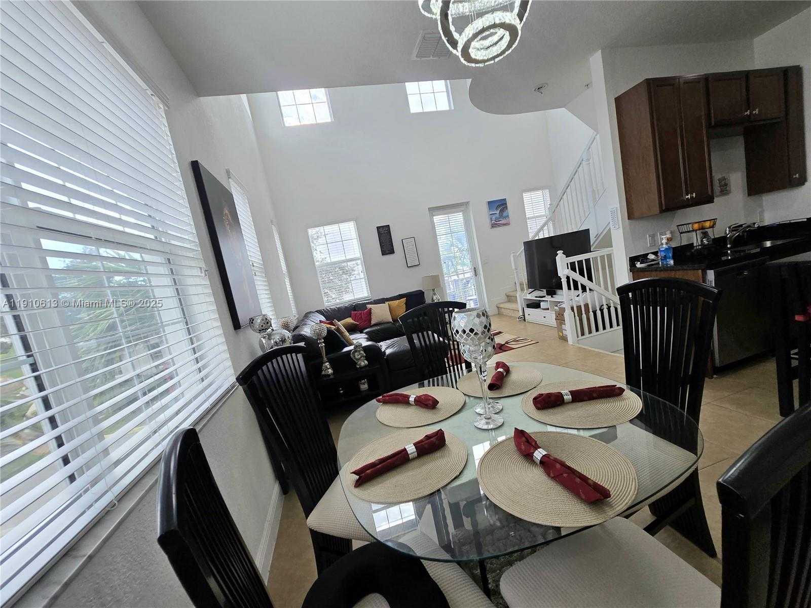 Small Image of 11938 SOUTH WEST 26TH CT, Miramar Number 15