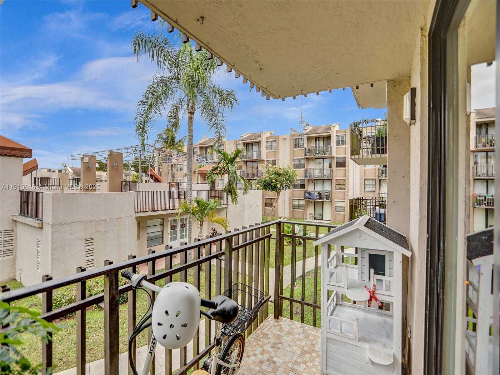 Small Image of 3601 SOUTH WEST 117TH AVE #9-203, Miami Number 31