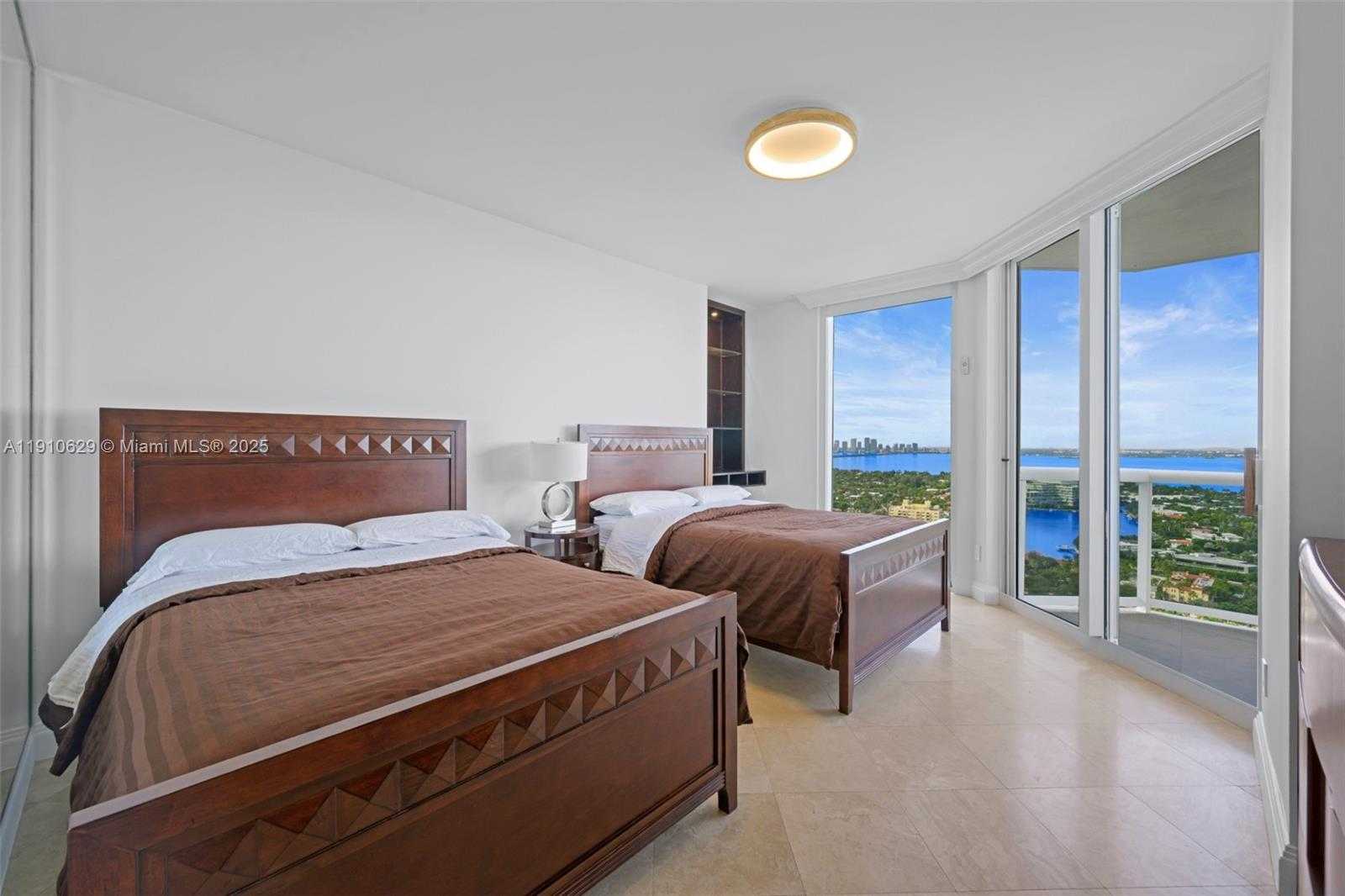 Small Image of 4779 COLLINS AVE #3206, Miami Beach Number 12