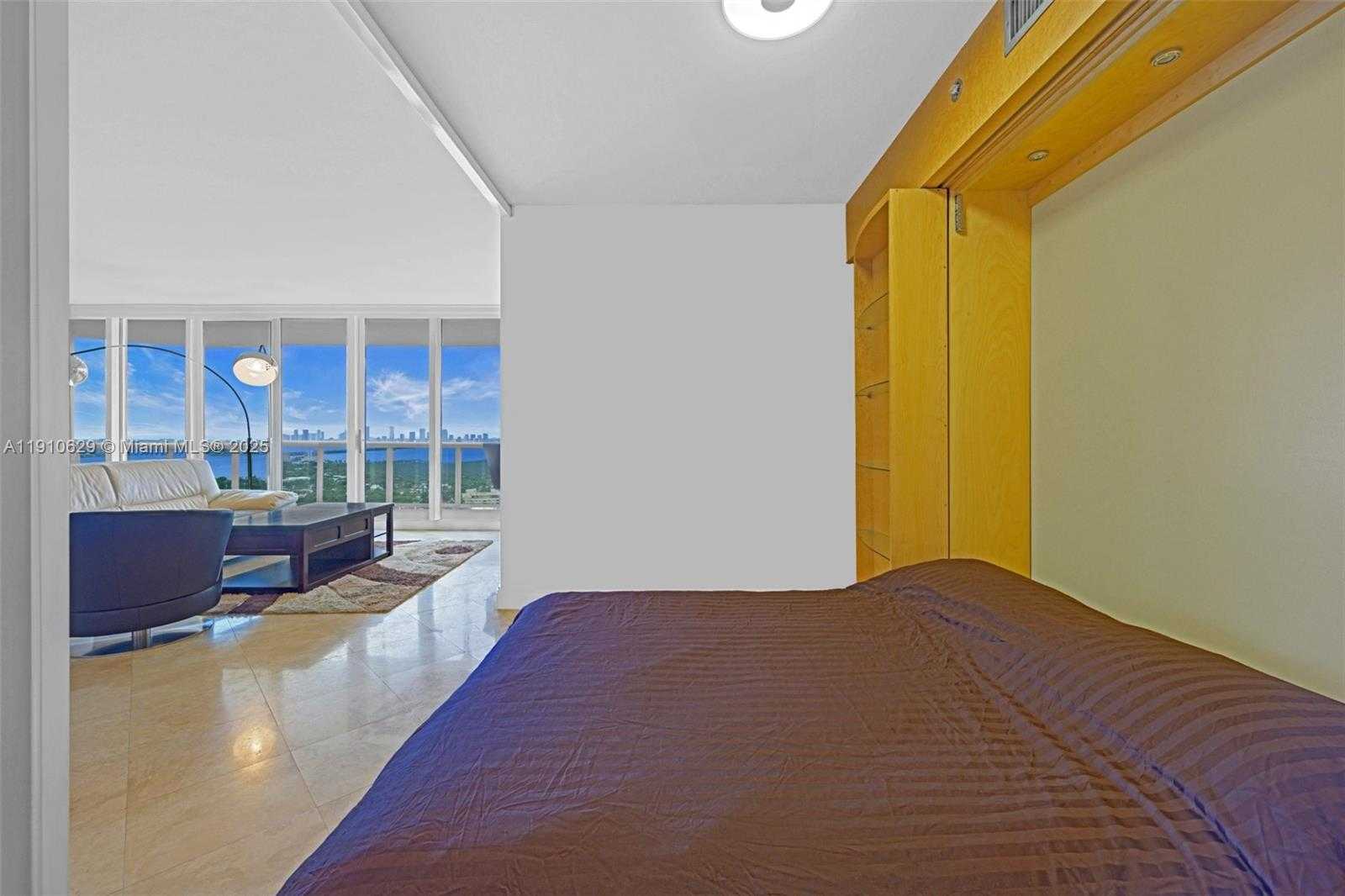 Small Image of 4779 COLLINS AVE #3206, Miami Beach Number 16
