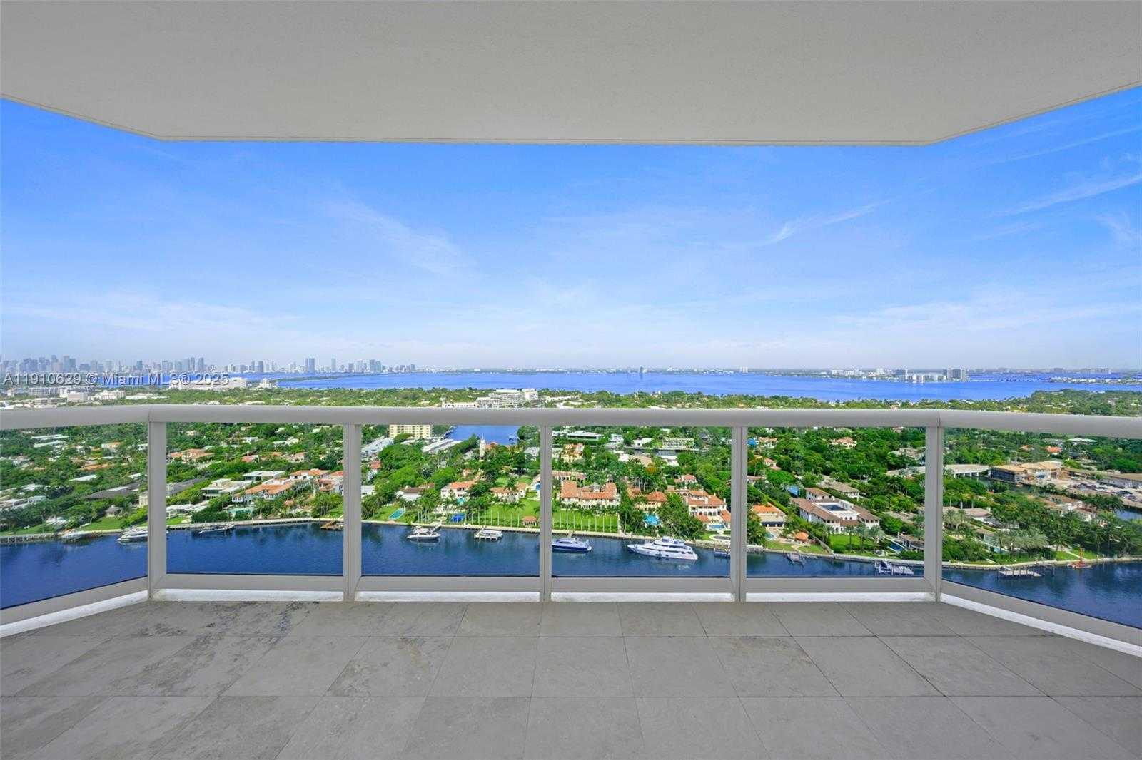 Small Image of 4779 COLLINS AVE #3206, Miami Beach Number 6