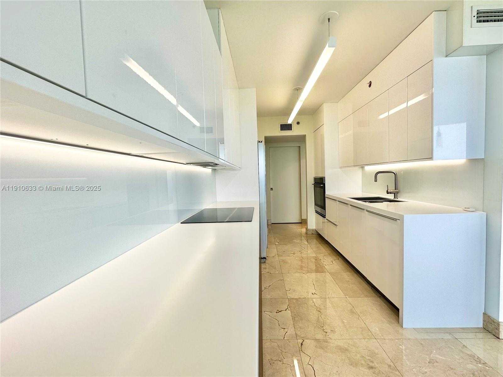 Small Image of 7330 OCEAN TER #11-A, Miami Beach Number 10