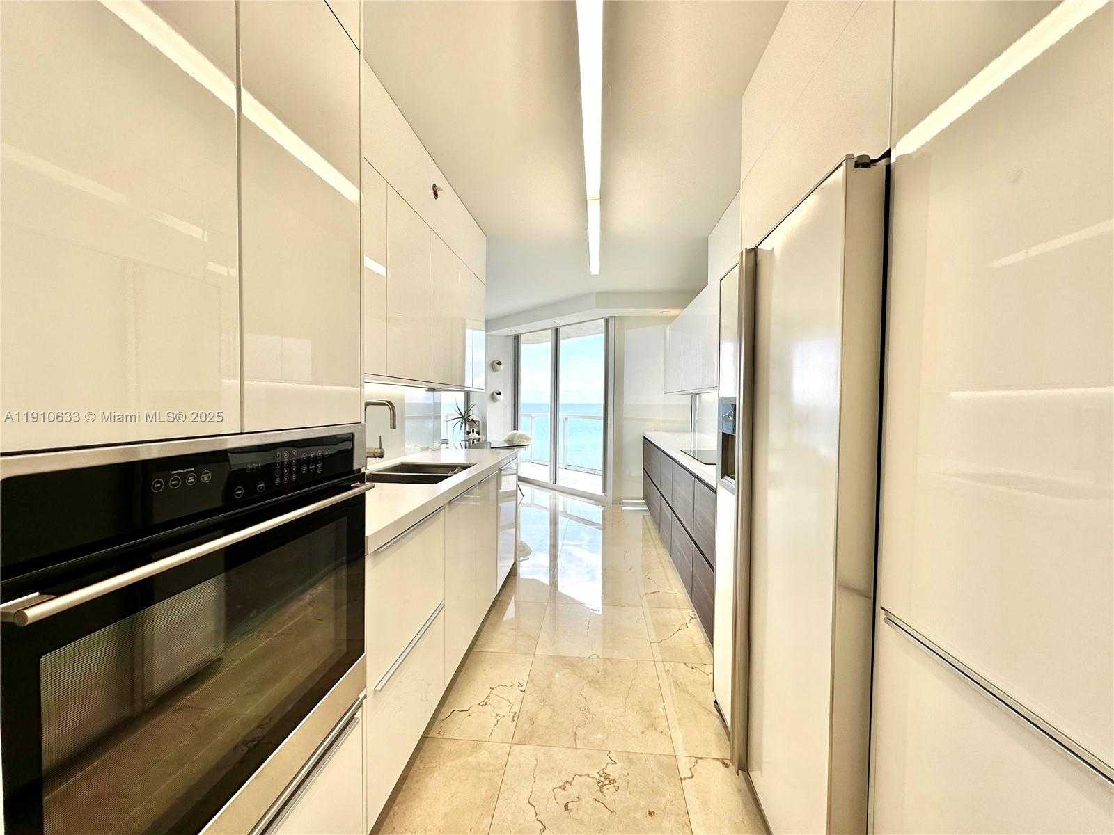 Small Image of 7330 OCEAN TER #11-A, Miami Beach Number 12