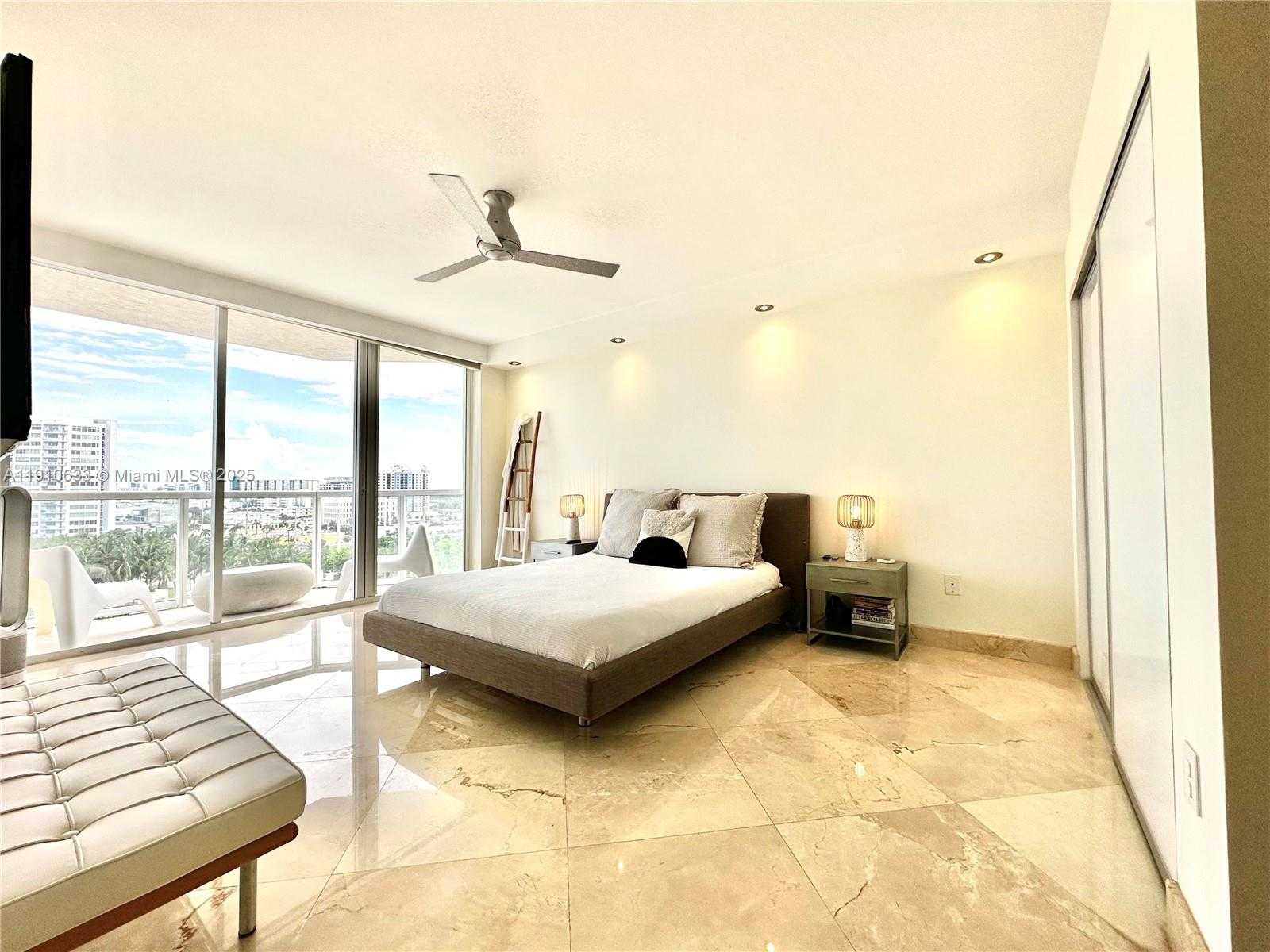 Small Image of 7330 OCEAN TER #11-A, Miami Beach Number 22