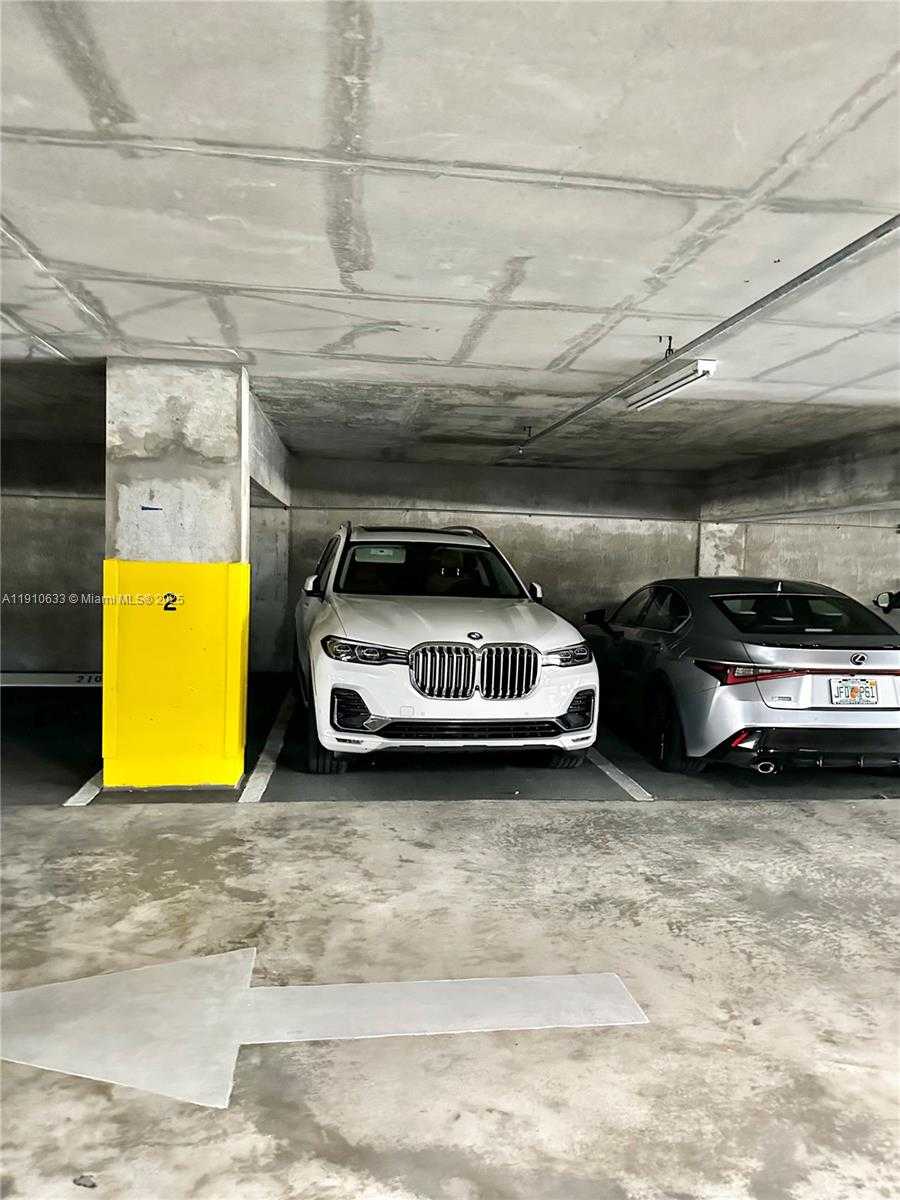 Small Image of 7330 OCEAN TER #11-A, Miami Beach Number 35