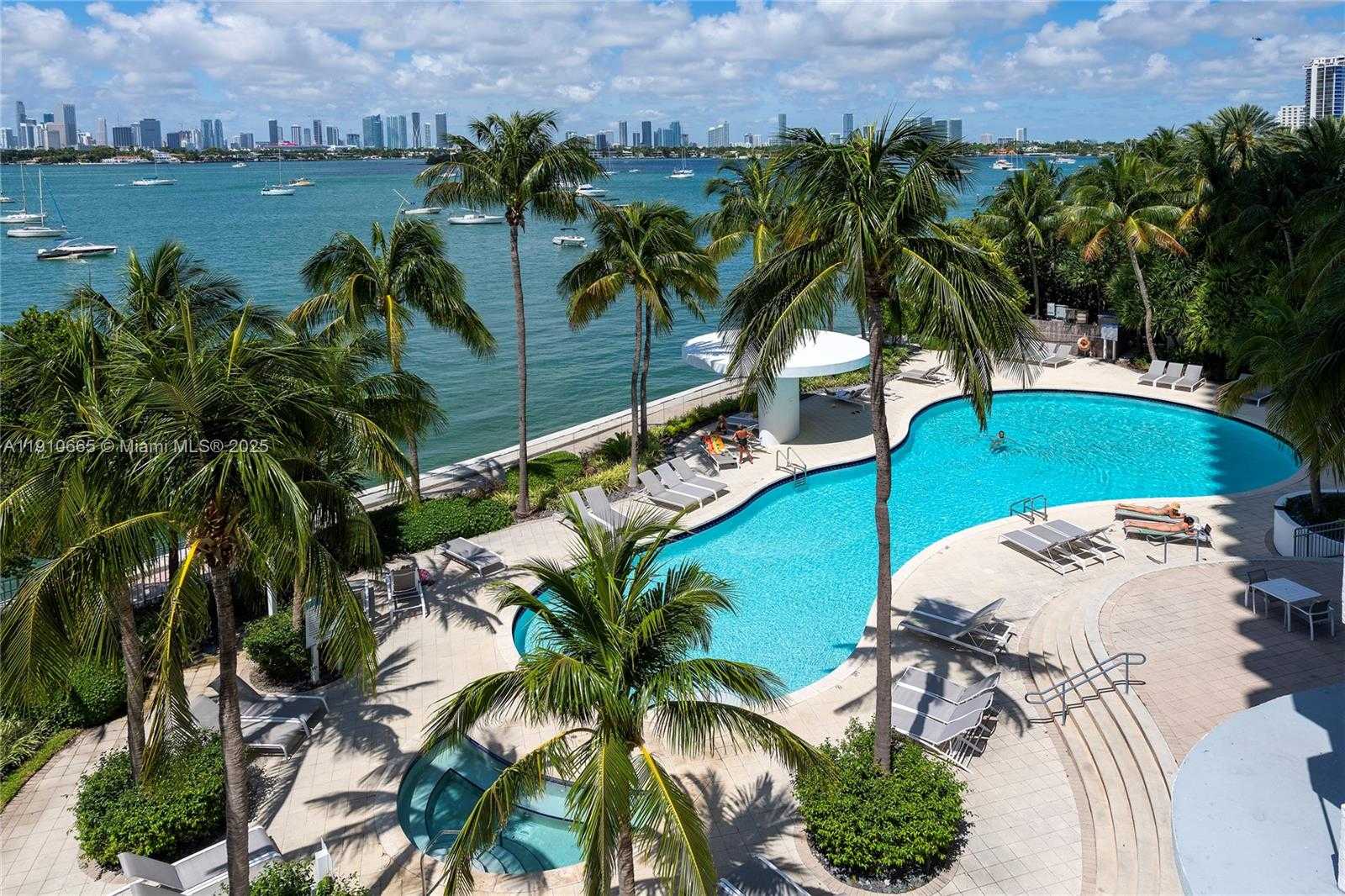 Small Image of 1330 WEST AVE #3104, Miami Beach Number 17