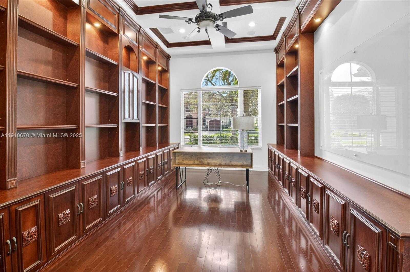 Small Image of 9597 BRIDGEBROOK DR, Boca Raton Number 12