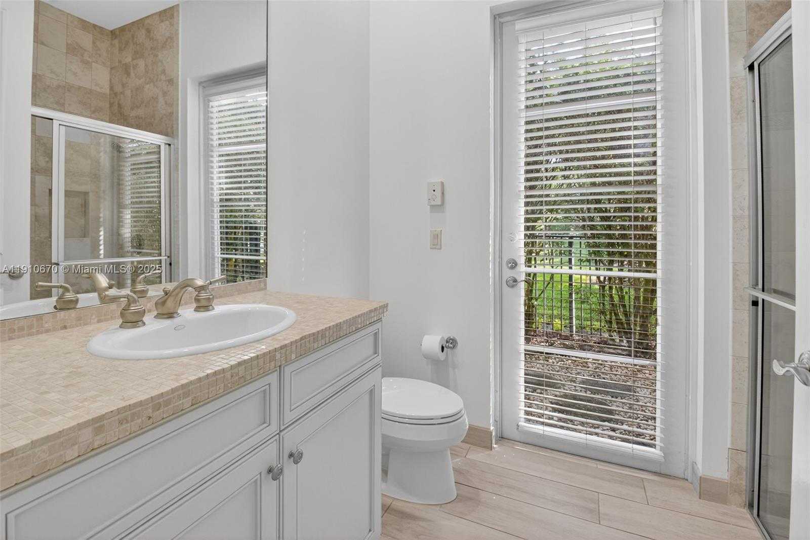 Small Image of 9597 BRIDGEBROOK DR, Boca Raton Number 27