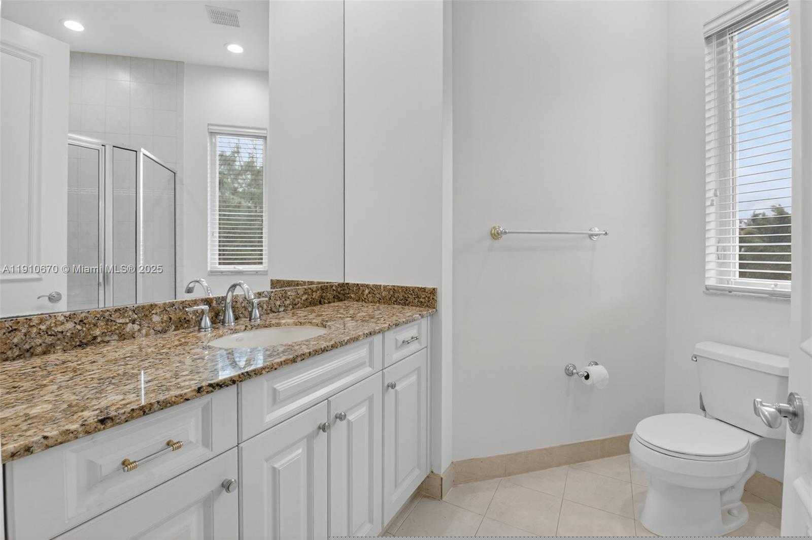 Small Image of 9597 BRIDGEBROOK DR, Boca Raton Number 38