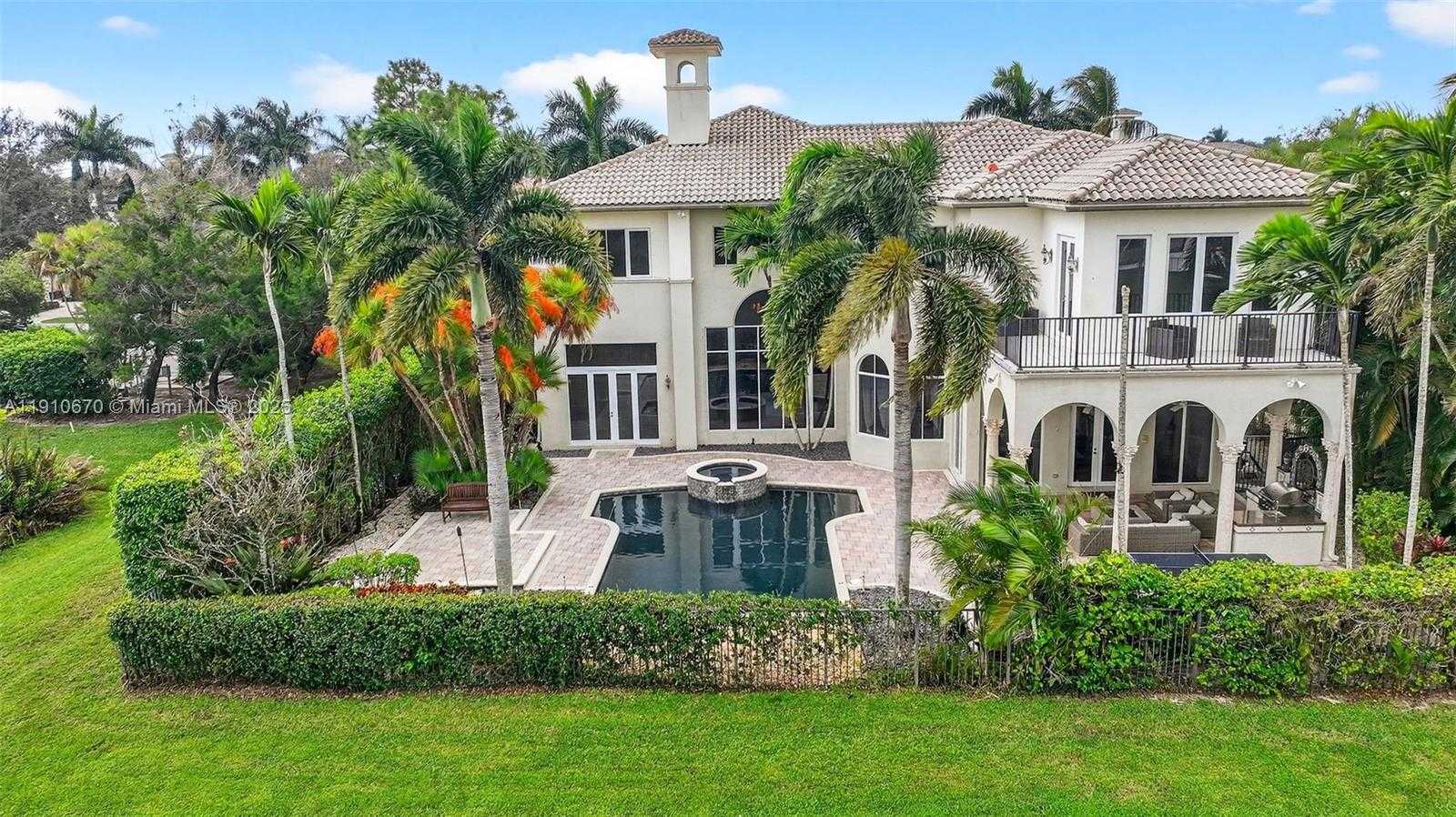 Small Image of 9597 BRIDGEBROOK DR, Boca Raton Number 74