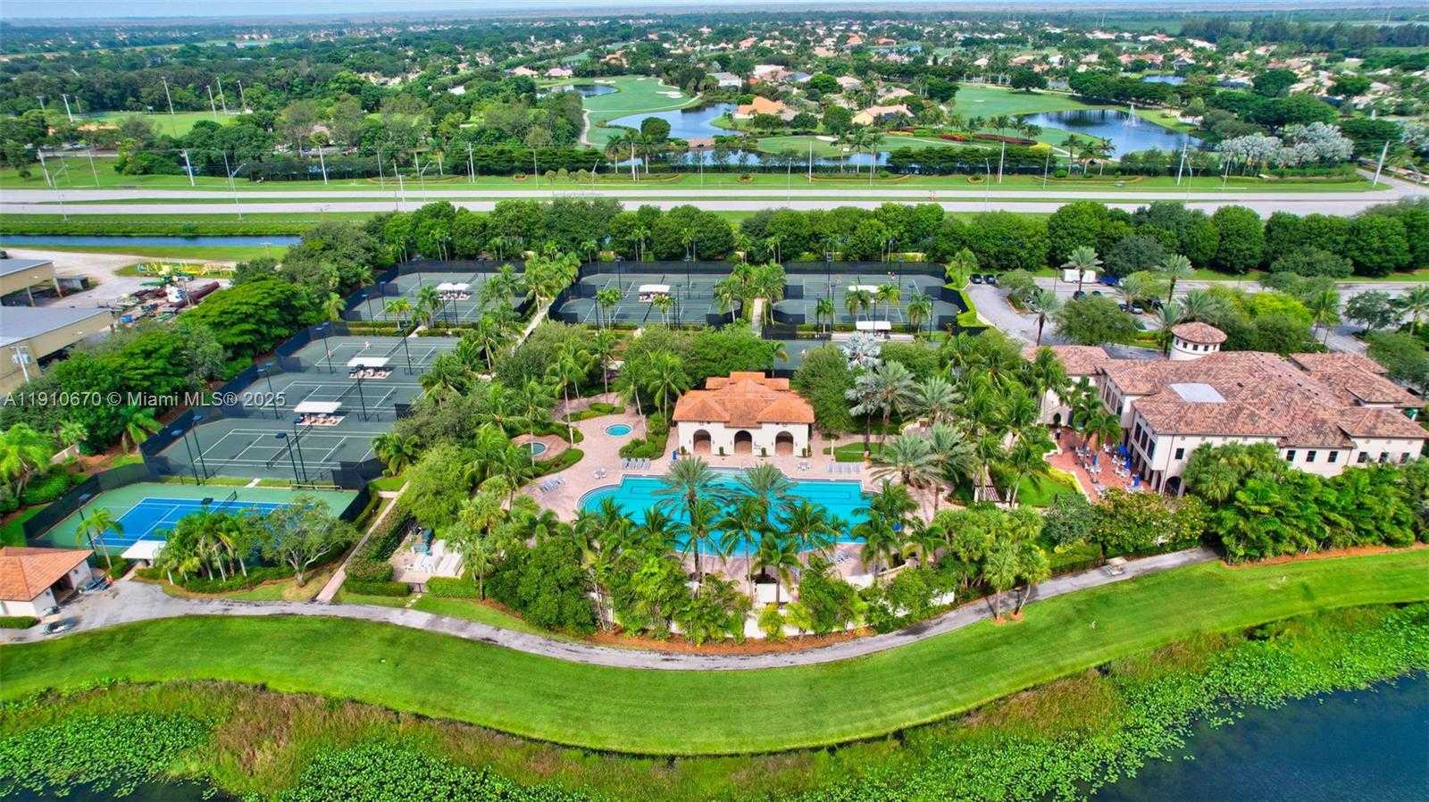 Small Image of 9597 BRIDGEBROOK DR, Boca Raton Number 88