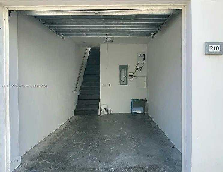 Small Image of 10265 NORTH WEST 63RD TER #210, Doral Number 13