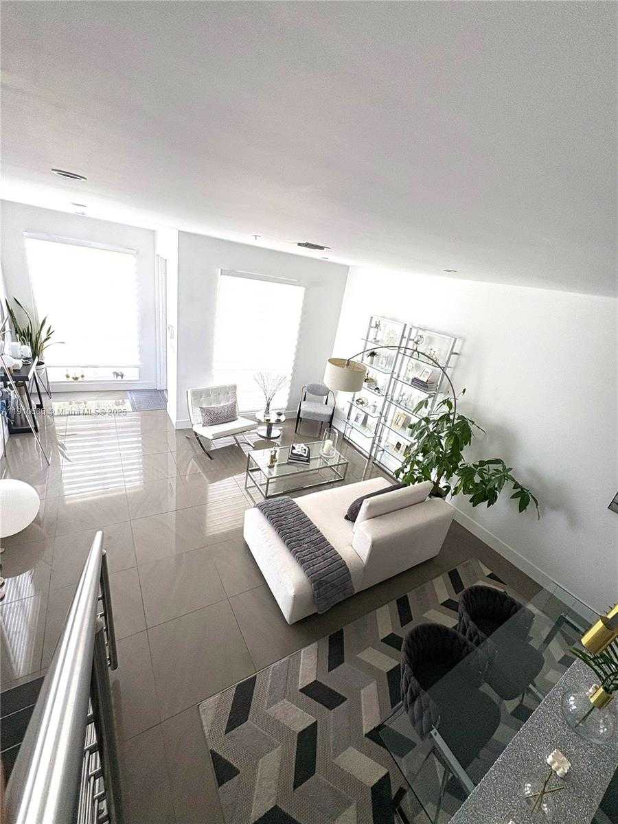 Small Image of 10265 NORTH WEST 63RD TER #210, Doral Number 2