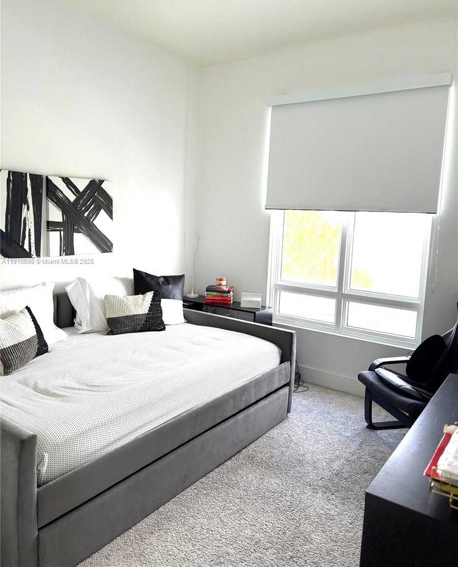 Small Image of 10265 NORTH WEST 63RD TER #210, Doral Number 4