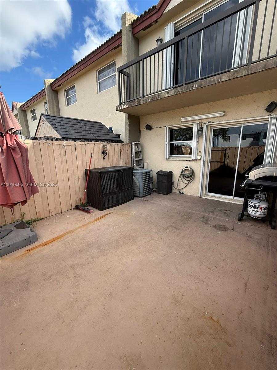 Small Image of 6250 SOUTH WEST 130TH AVE #703, Miami Number 26