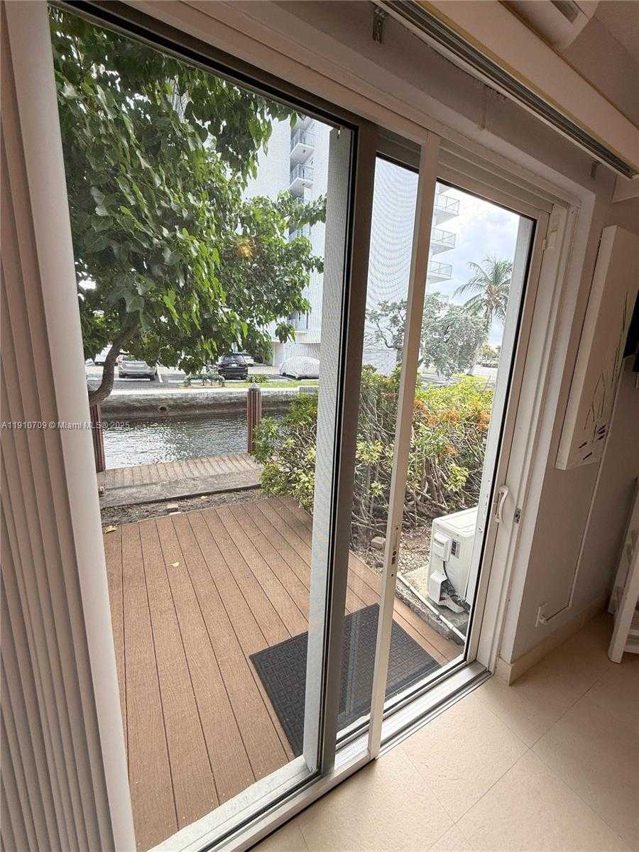 Small Image of 1705 NORTH RIVERSIDE DR #1, Pompano Beach Number 21