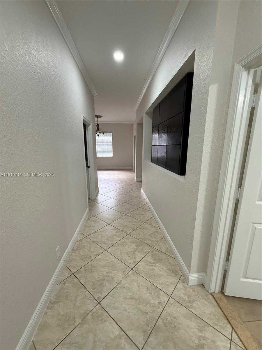 Small Image of 1007 NANDINA DR, Weston Number 21