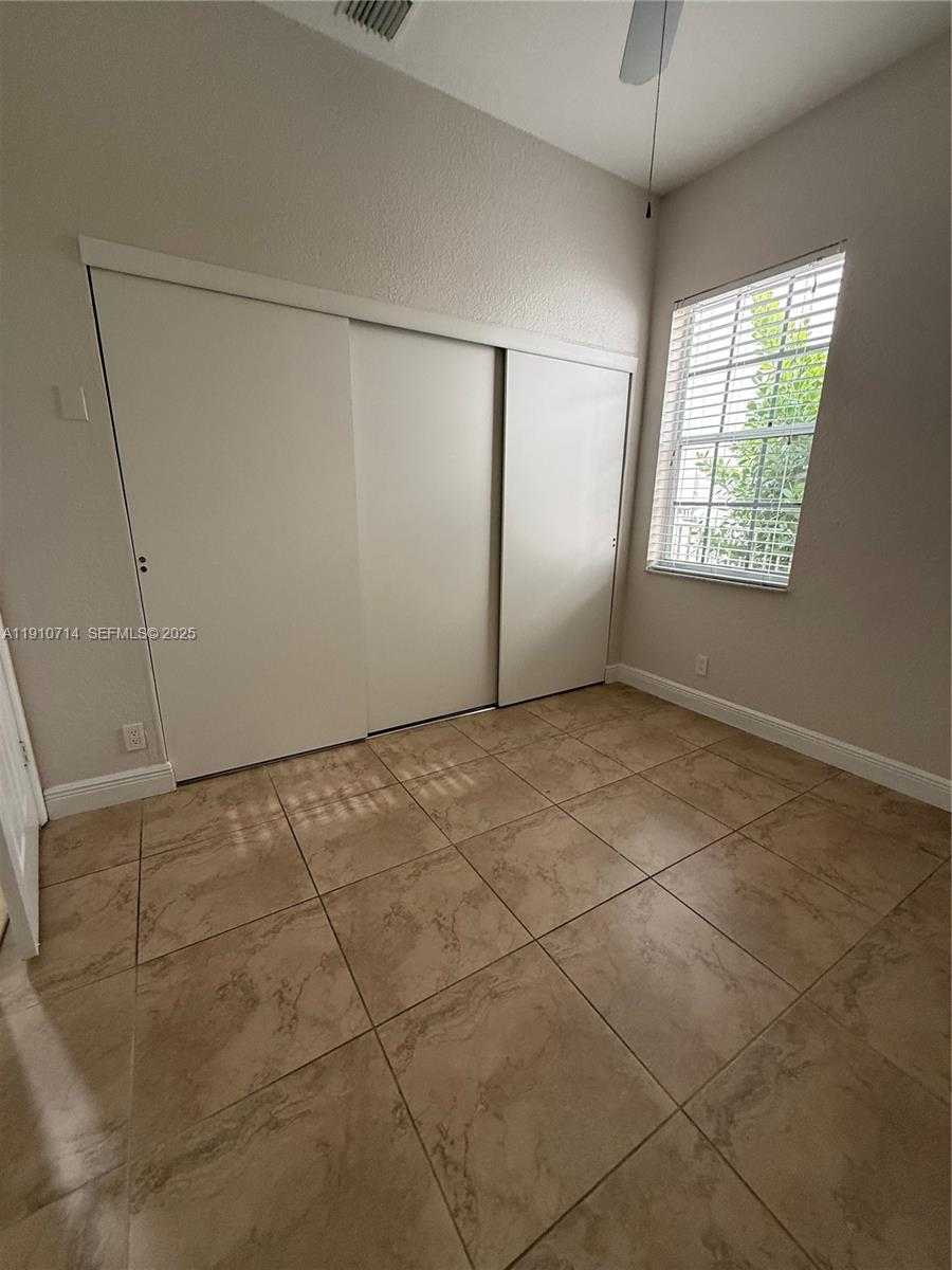 Small Image of 1007 NANDINA DR, Weston Number 24