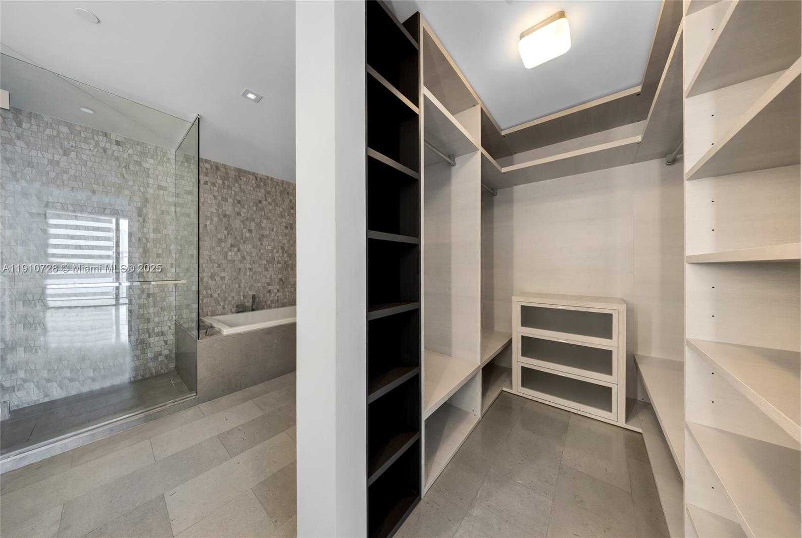 Small Image of 88 SOUTH WEST 7TH ST #1004, Miami Number 11