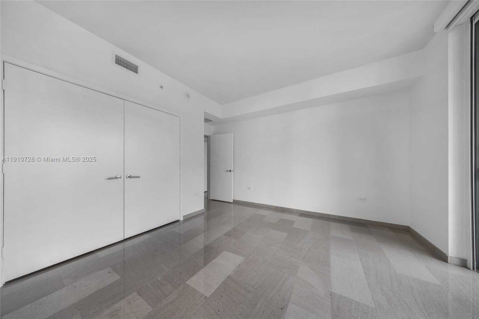 Small Image of 88 SOUTH WEST 7TH ST #1004, Miami Number 26