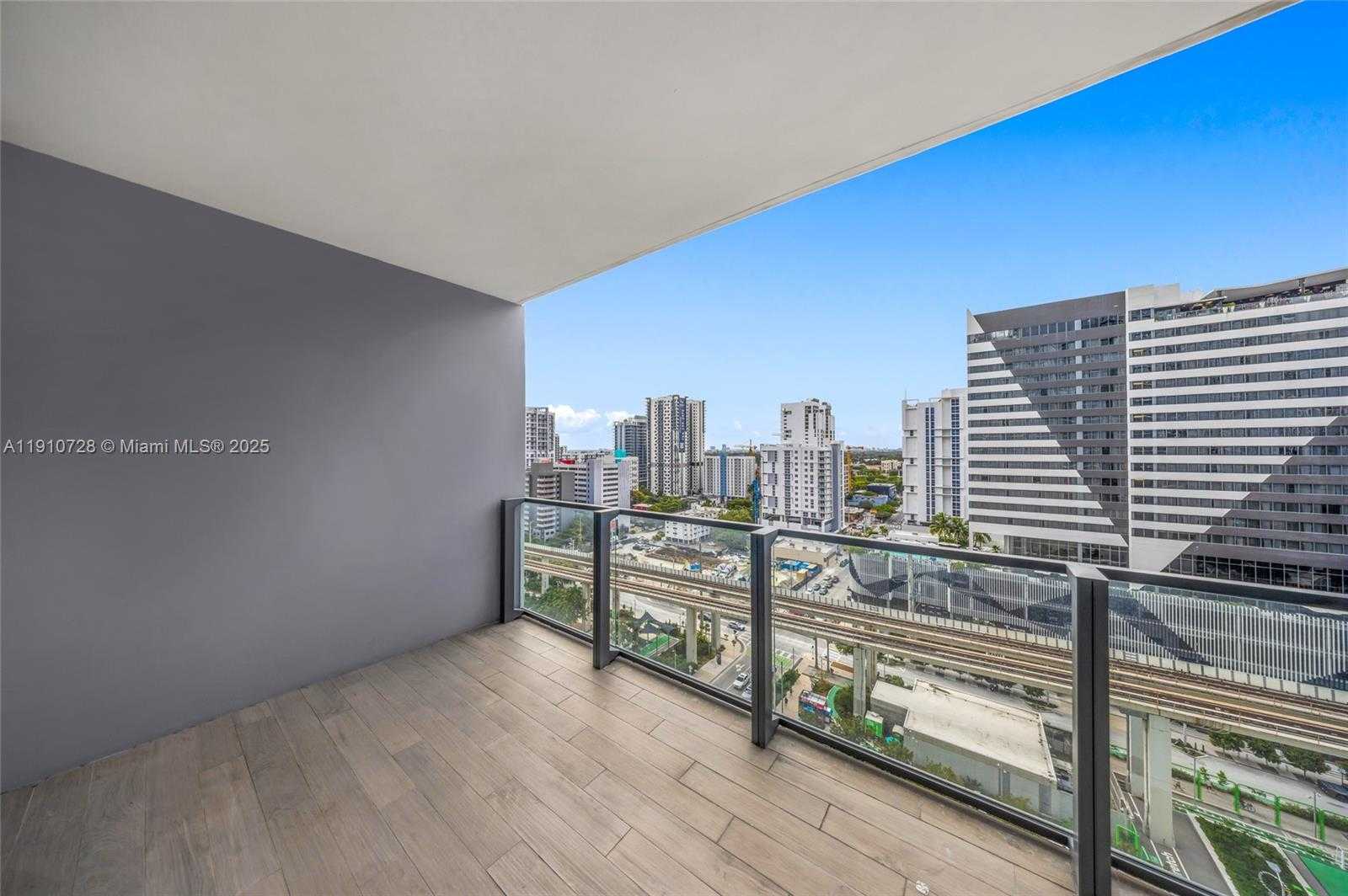 Small Image of 88 SOUTH WEST 7TH ST #1004, Miami Number 33