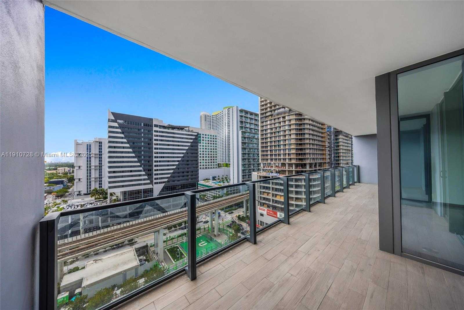 Small Image of 88 SOUTH WEST 7TH ST #1004, Miami Number 34