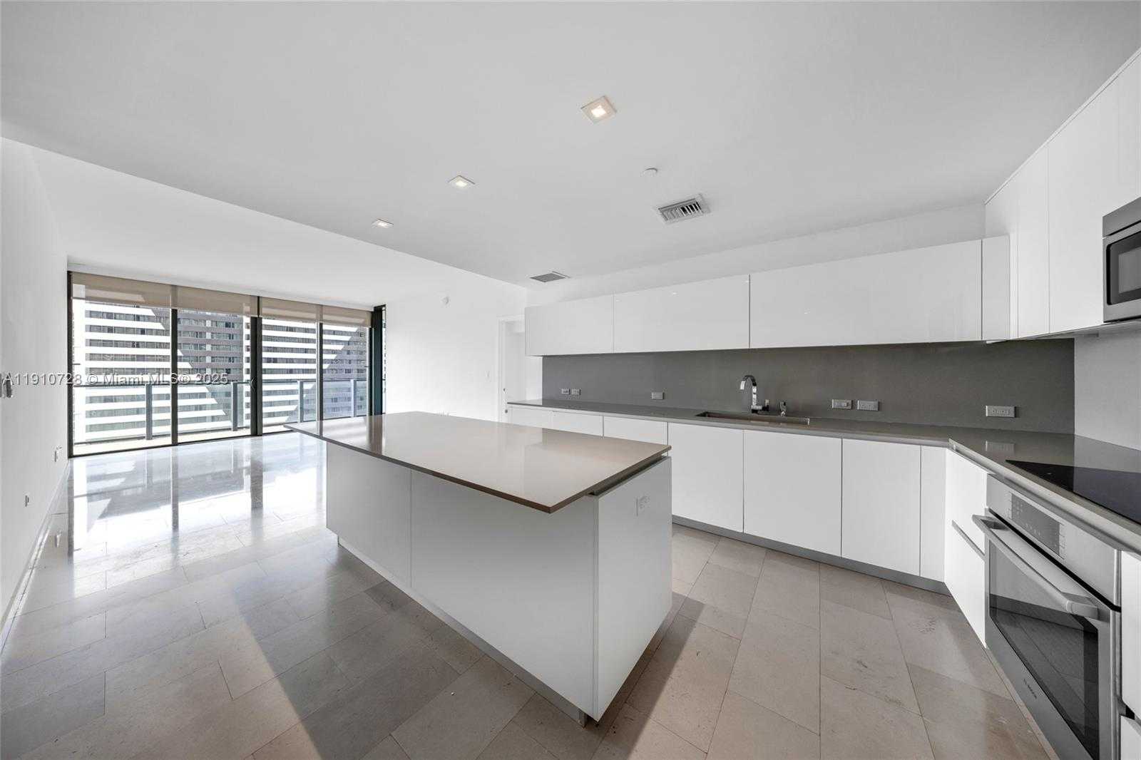 Small Image of 88 SOUTH WEST 7TH ST #1004, Miami Number 7