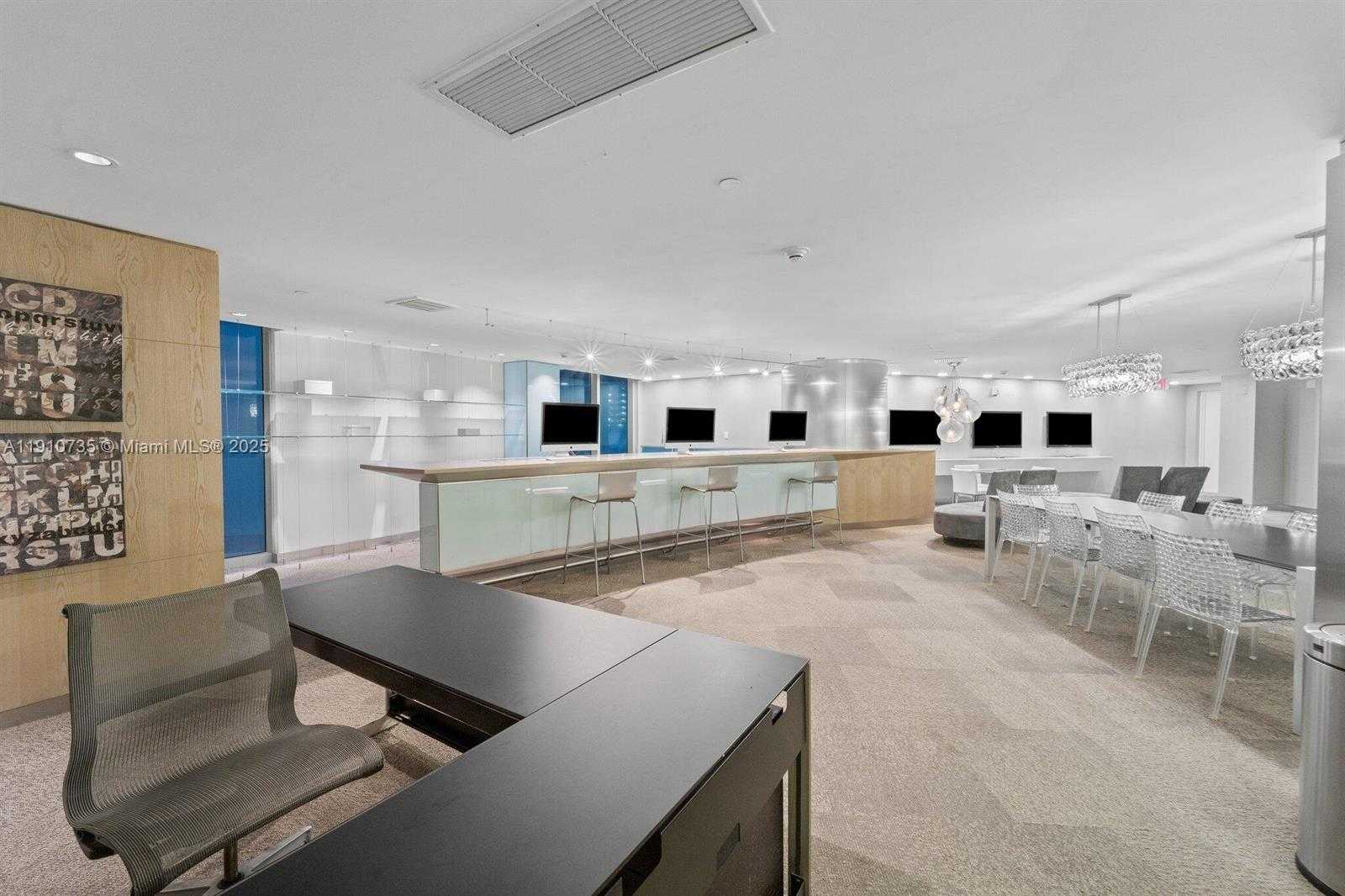 Small Image of 92 SOUTH WEST 3RD ST #1105, Miami Number 25