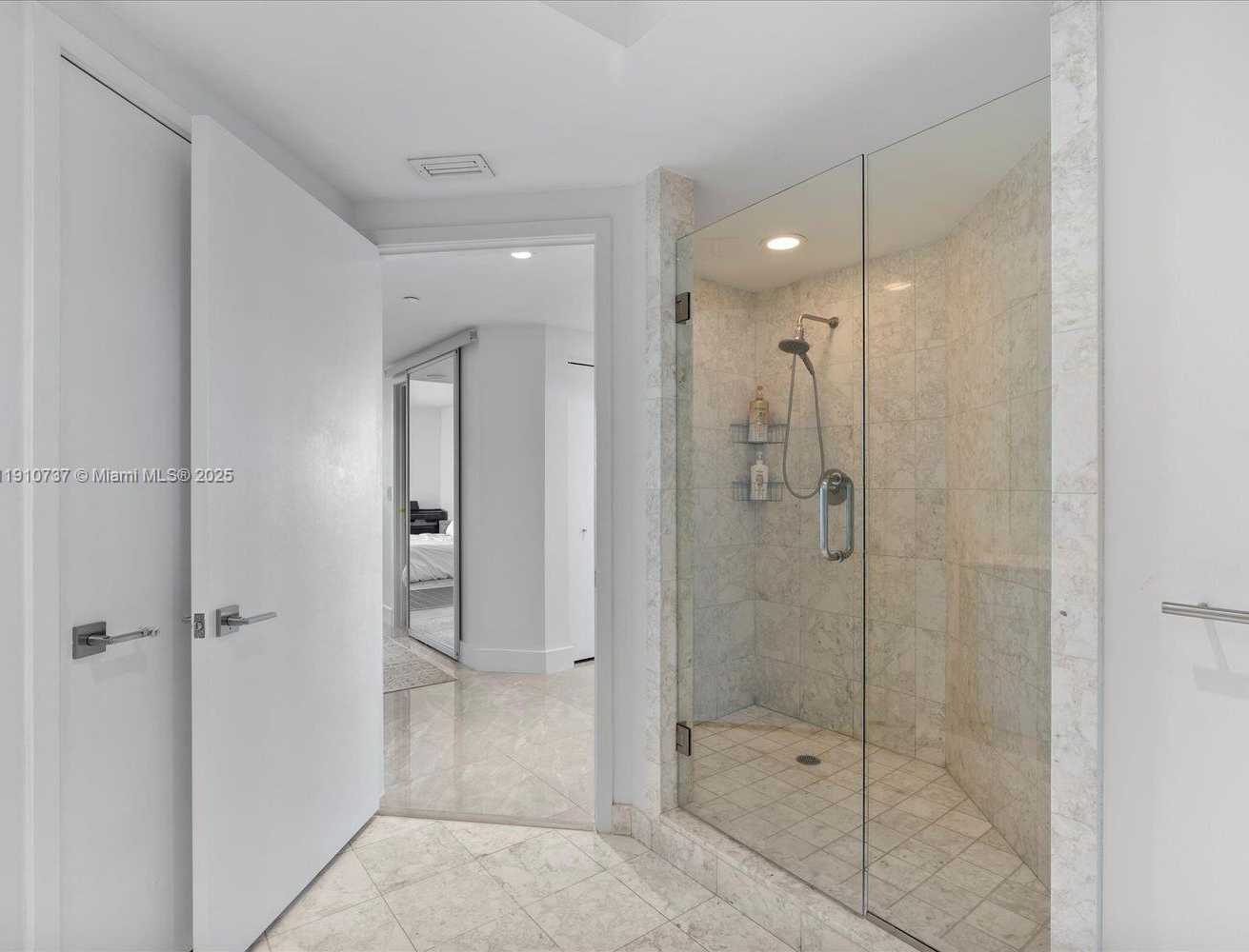 Small Image of 1331 BRICKELL BAY DR #1811, Miami Number 22