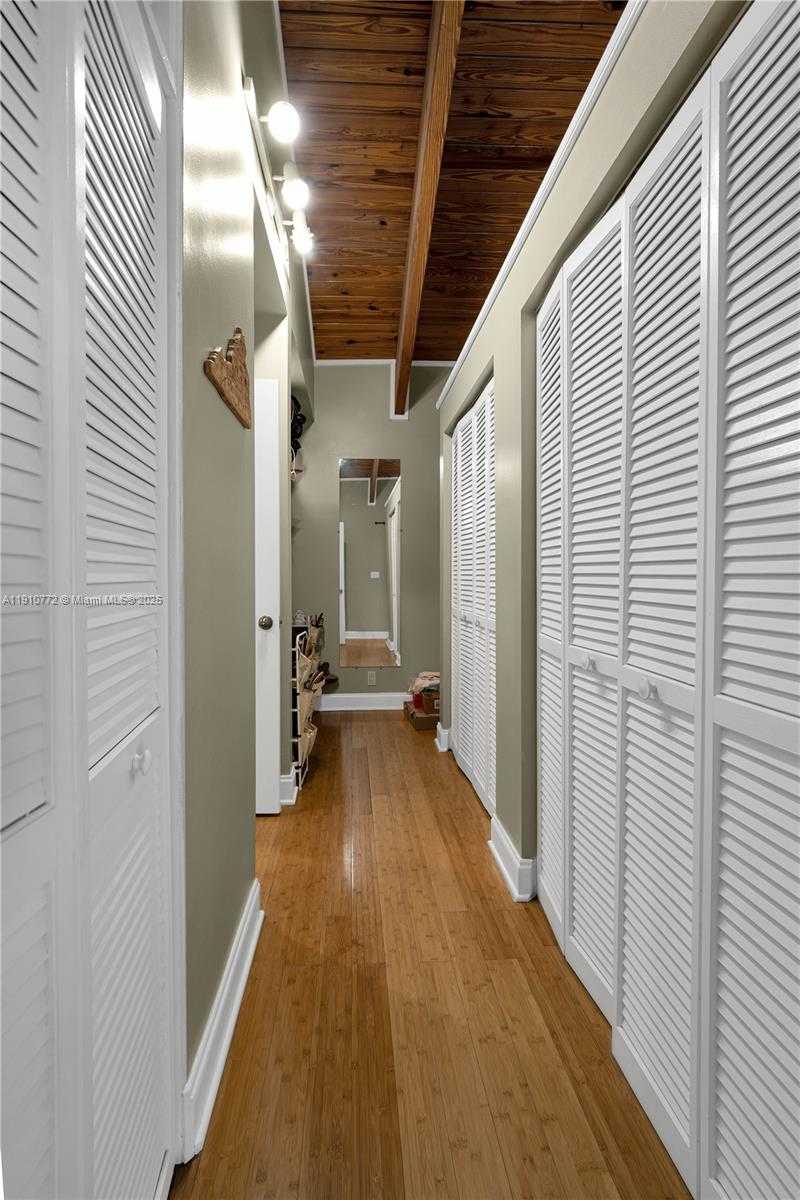 Small Image of 18900 BELVIEW DR, Cutler Bay Number 18