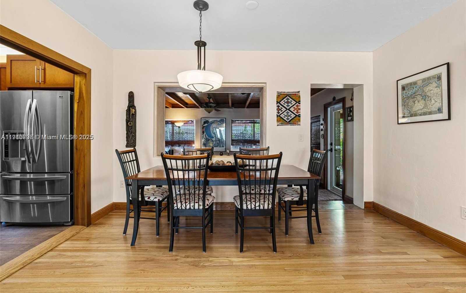 Small Image of 2431 OVERBROOK ST, Coconut Grove Number 7