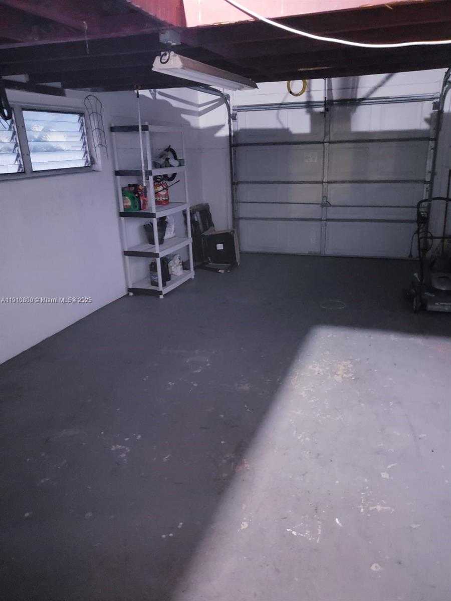 Small Image of 1031 NORTH 16TH CT, Hollywood Number 9