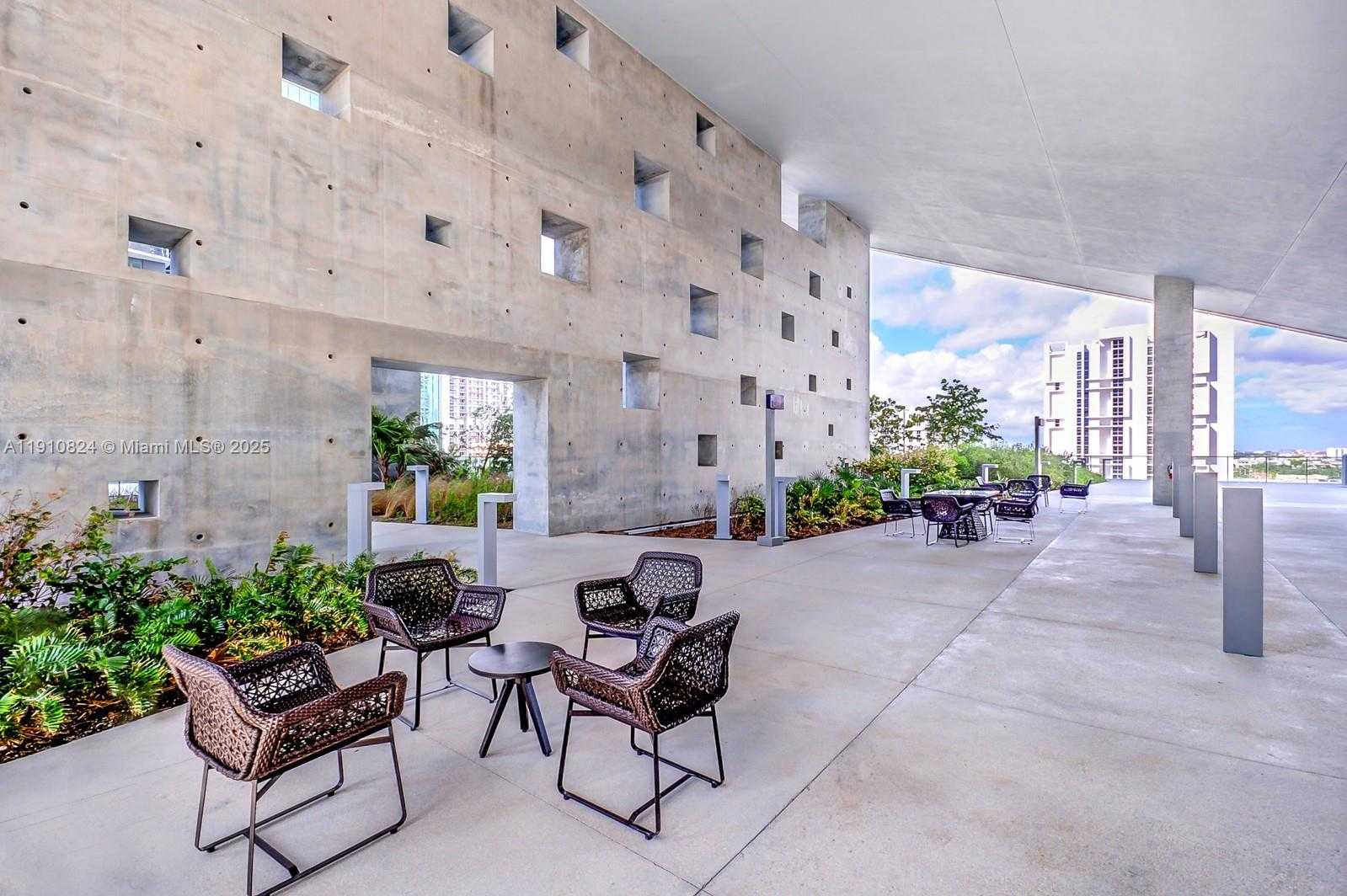 Small Image of 88 SOUTH WEST 7TH ST #1503, Miami Number 26