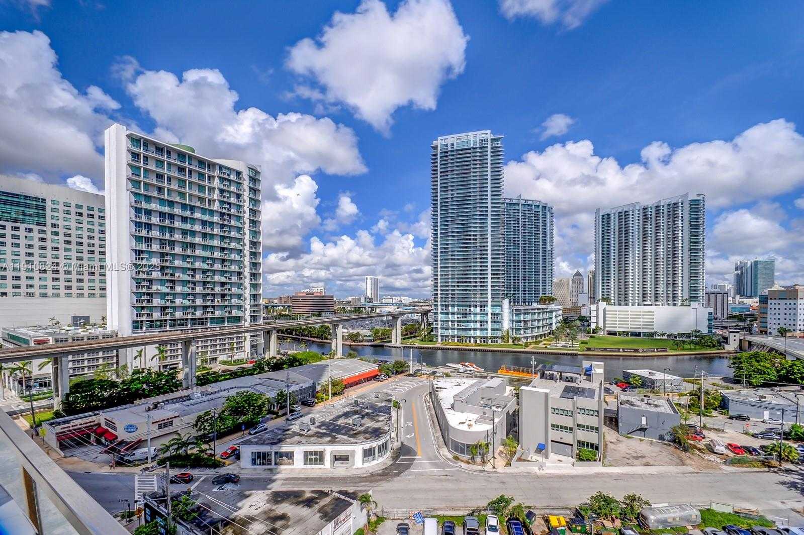 Small Image of 88 SOUTH WEST 7TH ST #1503, Miami Number 39