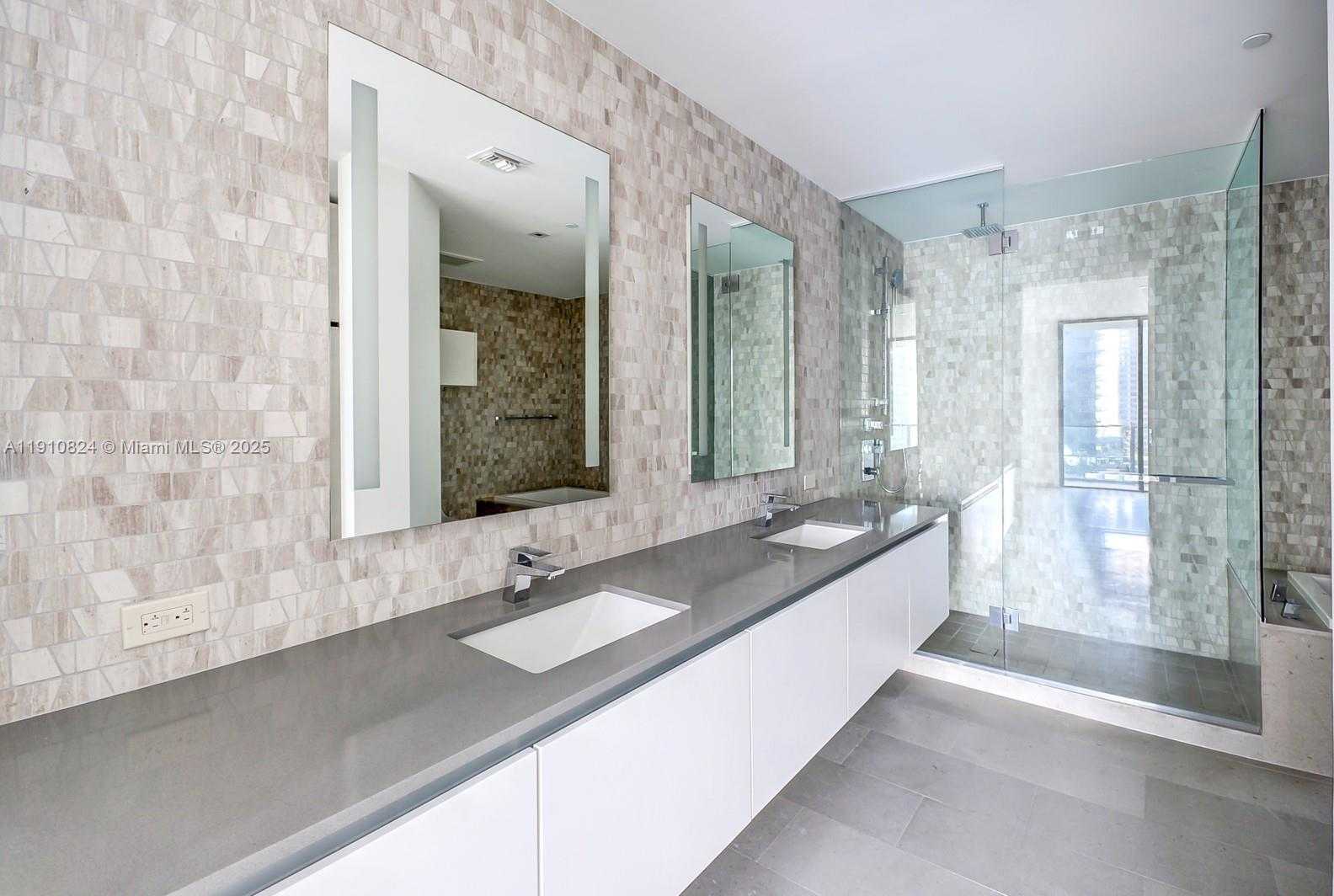 Small Image of 88 SOUTH WEST 7TH ST #1503, Miami Number 4