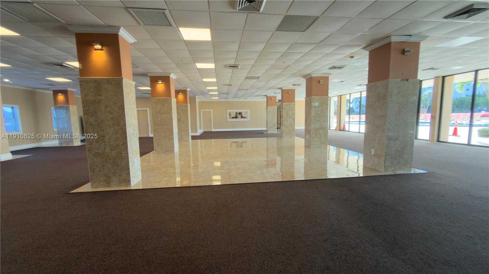 Imagen de Pequeño Objeto