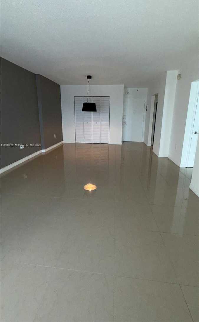 Imagen de Pequeño Objeto