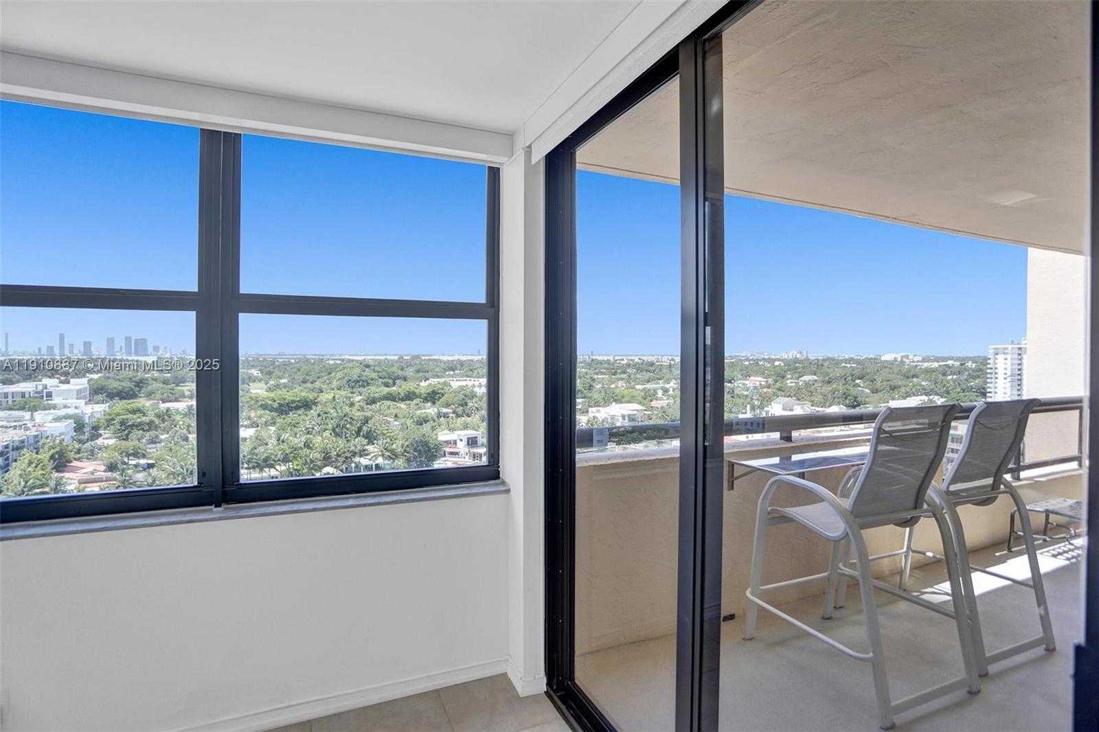 Small Image of 2555 COLLINS AVE #1508, Miami Beach Number 15