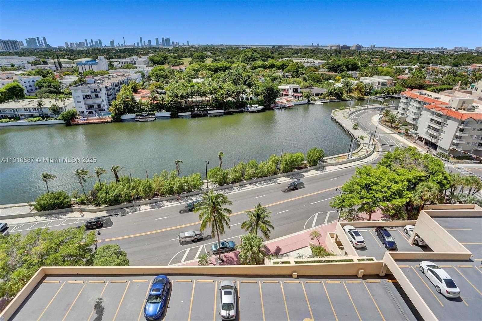 Small Image of 2555 COLLINS AVE #1508, Miami Beach Number 22