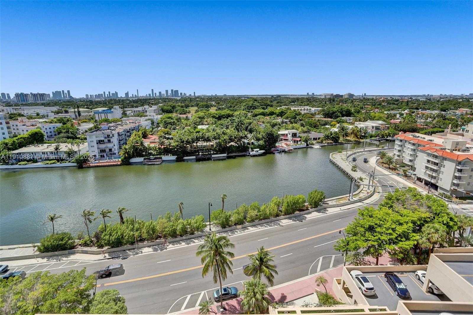 Small Image of 2555 COLLINS AVE #1508, Miami Beach Number 23