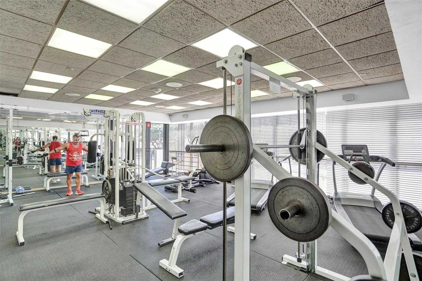 Small Image of 2555 COLLINS AVE #1508, Miami Beach Number 38