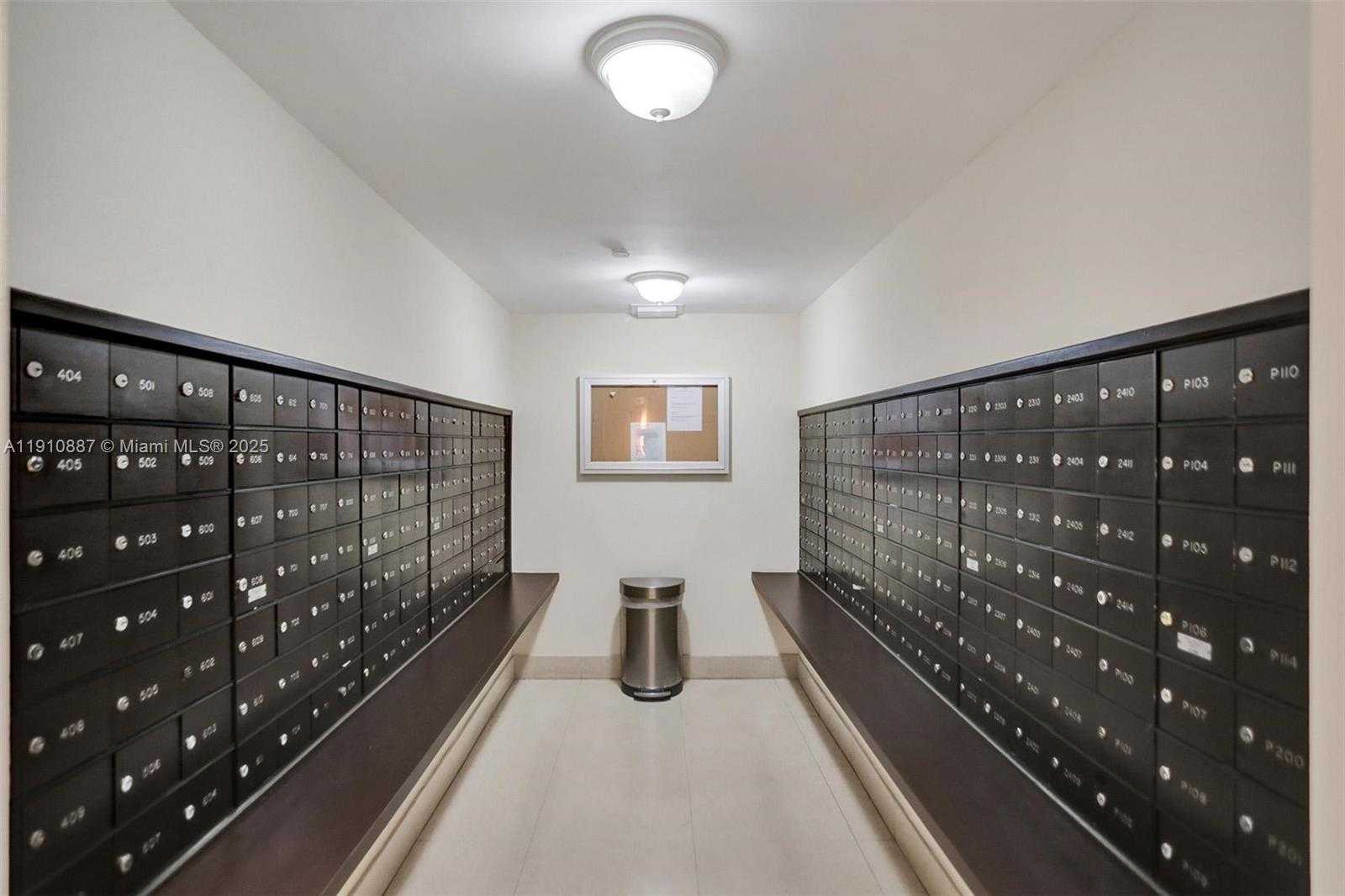 Small Image of 2555 COLLINS AVE #1508, Miami Beach Number 43