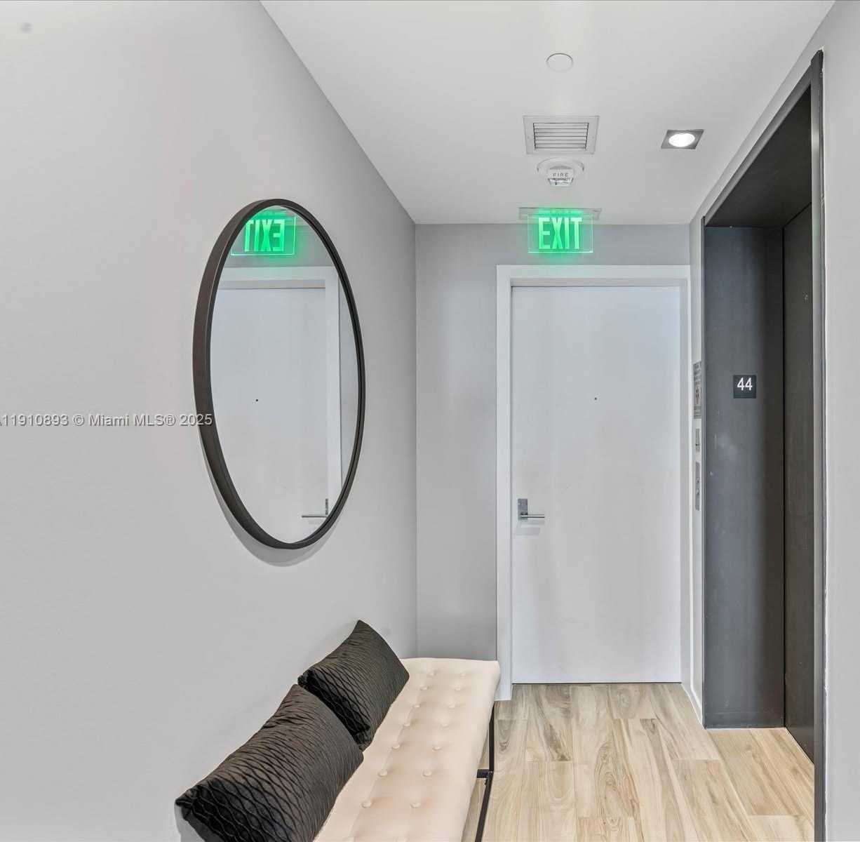Small Image of 801 SOUTH MIAMI AVE #4402, Miami Number 2