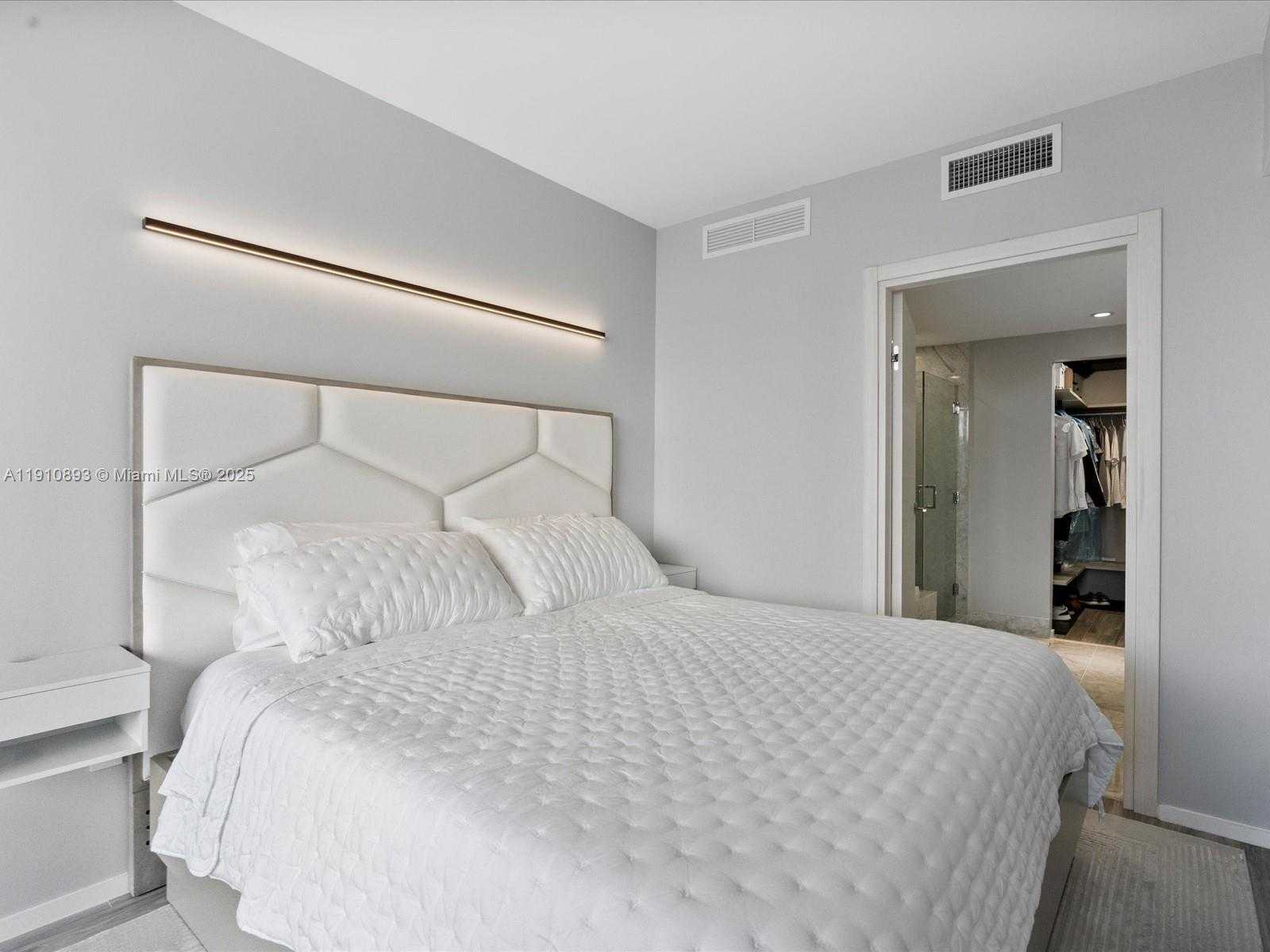 Small Image of 801 SOUTH MIAMI AVE #4402, Miami Number 27