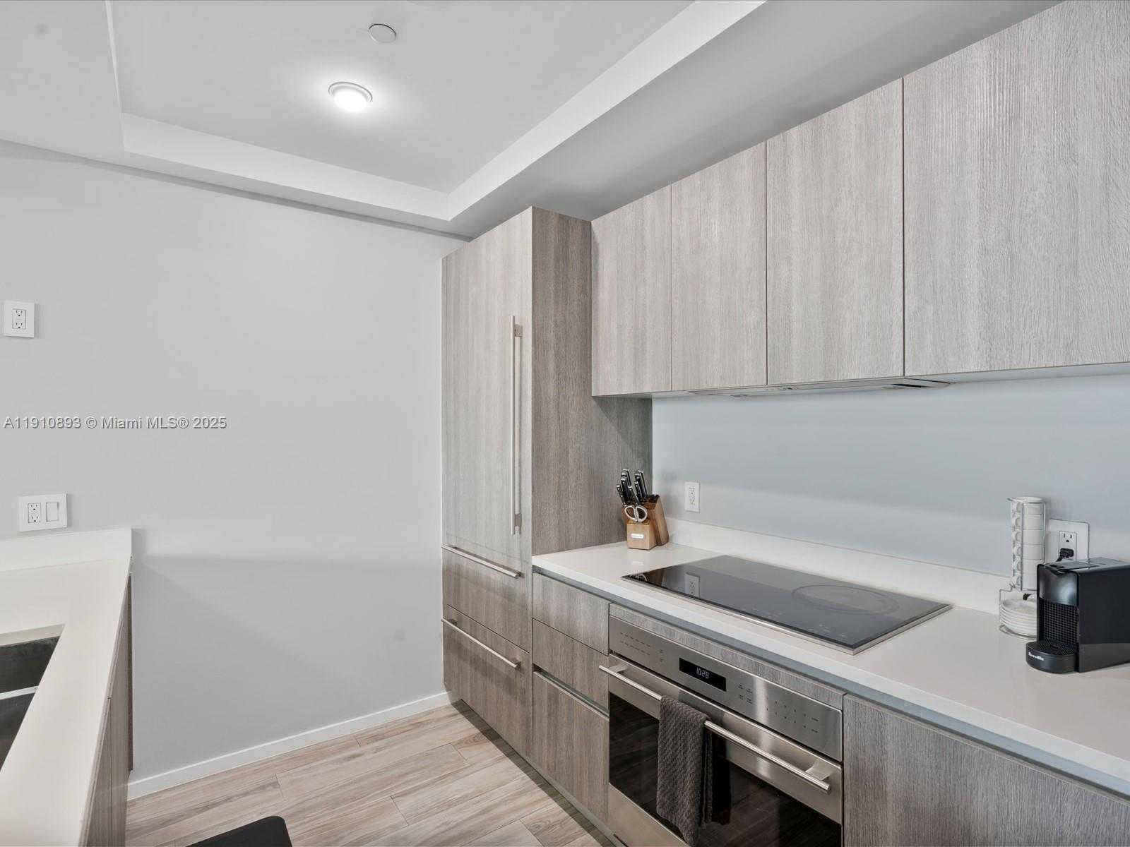 Small Image of 801 SOUTH MIAMI AVE #4402, Miami Number 6